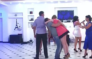 مرد طاس licks فیلم کوتاه سوپر سکسی بیدمشک دوست دختر خود را