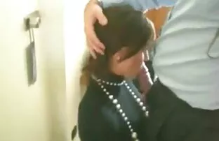 هیچ دلبستگی از یک جنگل نشین ریشو قوی در خانه وجود دارد, آب و هوا خشن است, و شما می توانید خانه را ترک کنید, همه چیز در عرق تحت پوشش. آن باقی مانده است برای تدریس داستانهاي سكسي كوتاه به فرزند خوانده جوان چگونه می توانید یک دیک در مهبل (واژن) او